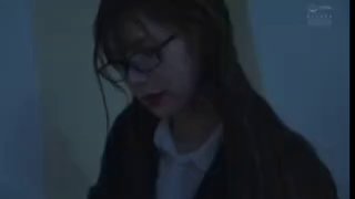 00后眼镜妹 小萝莉娇小玲珑 倒立口交 滴蜡调教 鸳鸯浴